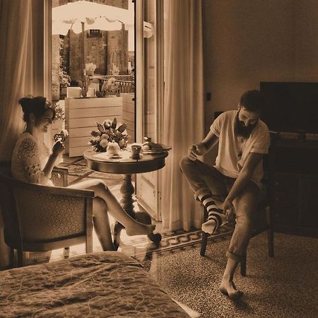 Palazzo Scarciglia - Dimora D'Epoca Bed & Breakfast มิแนร์วิโนดิเลชเช ภายนอก รูปภาพ